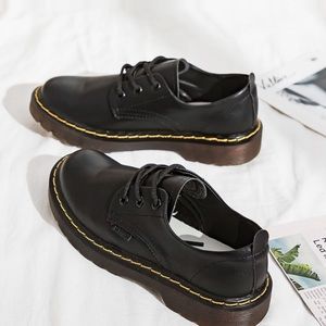Leather shoes